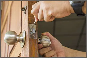 Highland Hills TX Locksmith Store Highland Hills, TX 210-372-8132 Highland Hills TX Locksmith Store Highland Hills, TX 210-372-8132